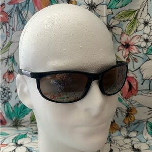 Maui Jim Model 168-02 Typhoon